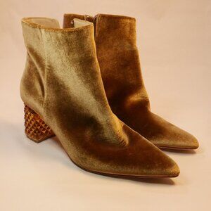 NEW 🔥 Antonio Melani Brown Suede Lucite Heel Booties Sz. 8.5 M